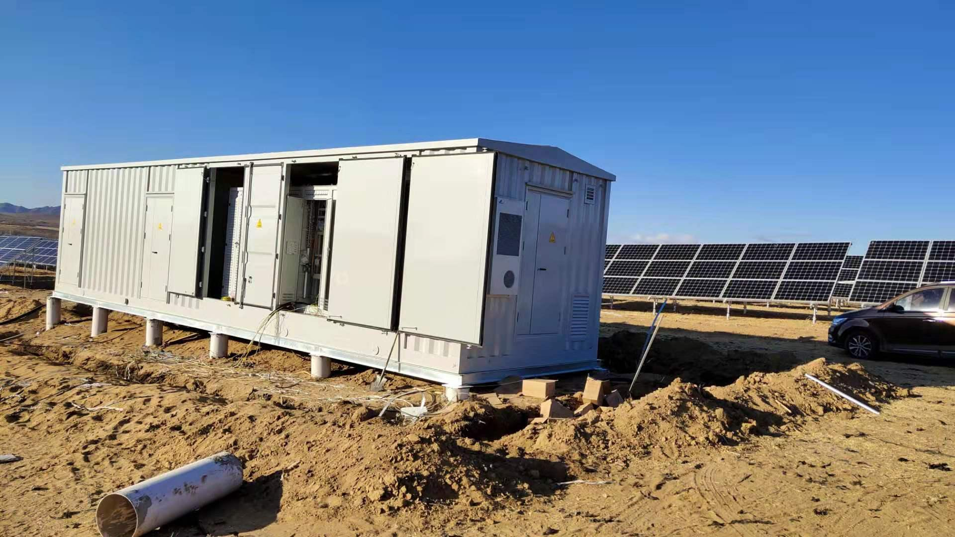 Stroomvoorzieningsproject in het Desert Industrial Park